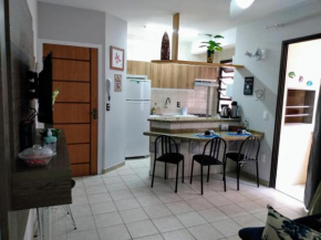 Apartamento Lindo E Confortável, Bem Próximo À Praia Dos Ingleses